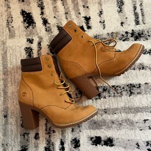 New High Heel Timberland Boot 7.5